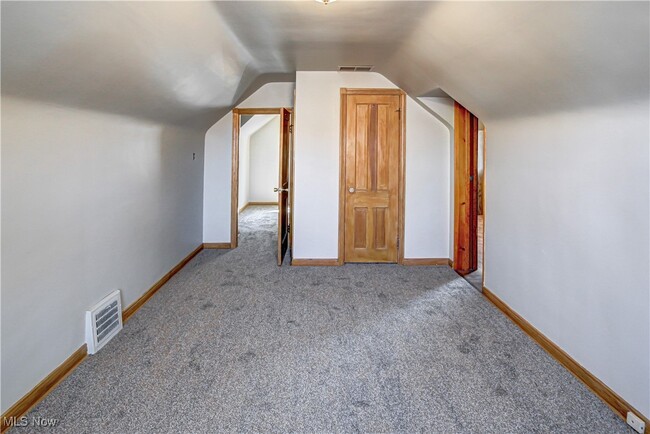 Building Photo - 7611 Ivandale Dr