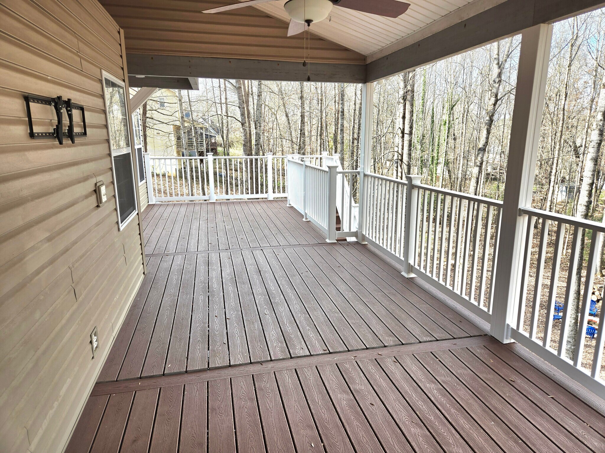 Building Photo - 12469 Daisywood Dr