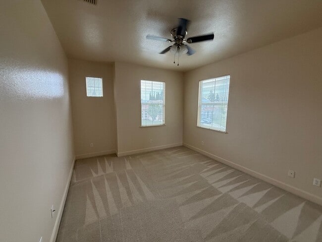 Building Photo - 1717 Monte Vista Ct