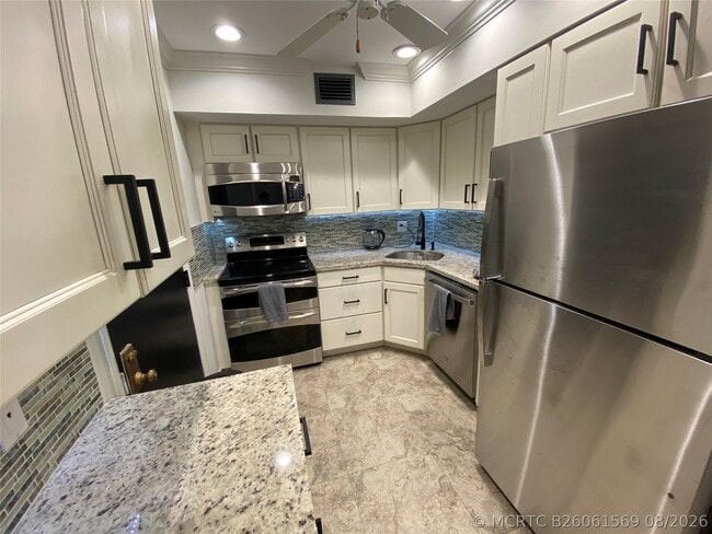 Building Photo - 4040 N Hills Dr