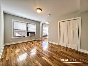 Building Photo - 550 W Arlington Pl