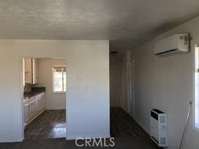 Building Photo - 73752 Crestview Dr