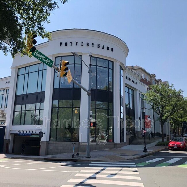 Building Photo - 2400 Clarendon Blvd