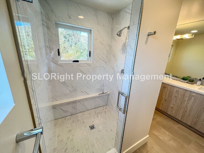 Building Photo - AVAILABLE SEPTEMBER- Fully Furnished Modern Home in San Luis Obispo - 4 Bedroom / 3 Bathroom