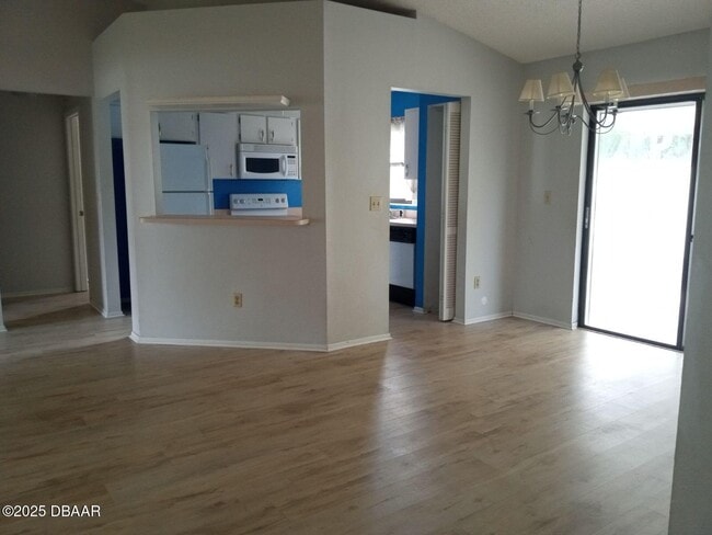 Building Photo - 428 Sandpiper Ct