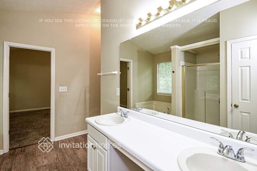Building Photo - 5765 Millstone Dr