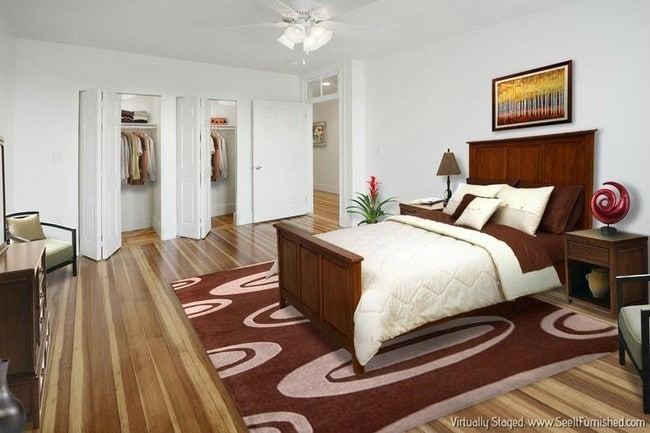 Interior Photo - Hamilton Union