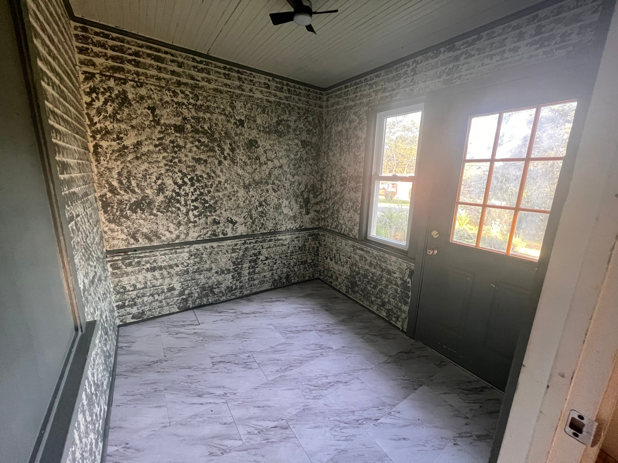 Mud room off laundry room - 1726 Temple Ave