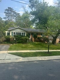 Building Photo - Spacious 4br Rockville Rental