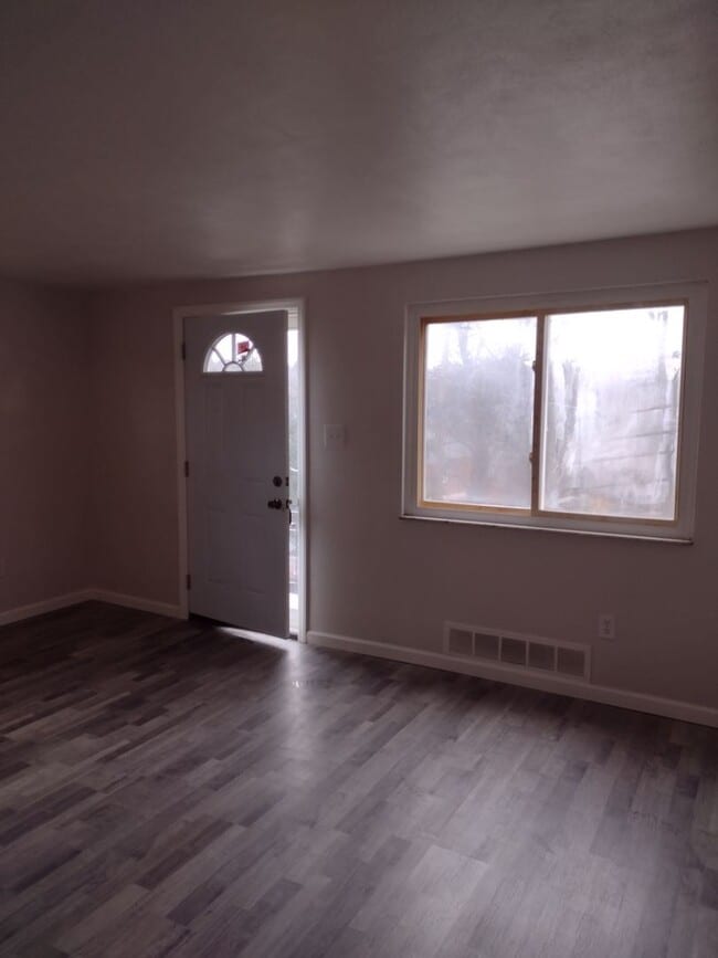 Building Photo - Beautiful Home for Rent