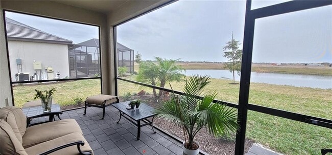 Building Photo - 15719 Islandwalk Ave