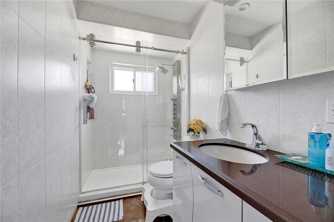 Building Photo - 24 Purdue Ct