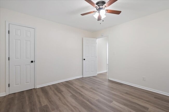 Building Photo - Spacious 2-Bedroom, 2-Bathroom Home in Savannah, GA