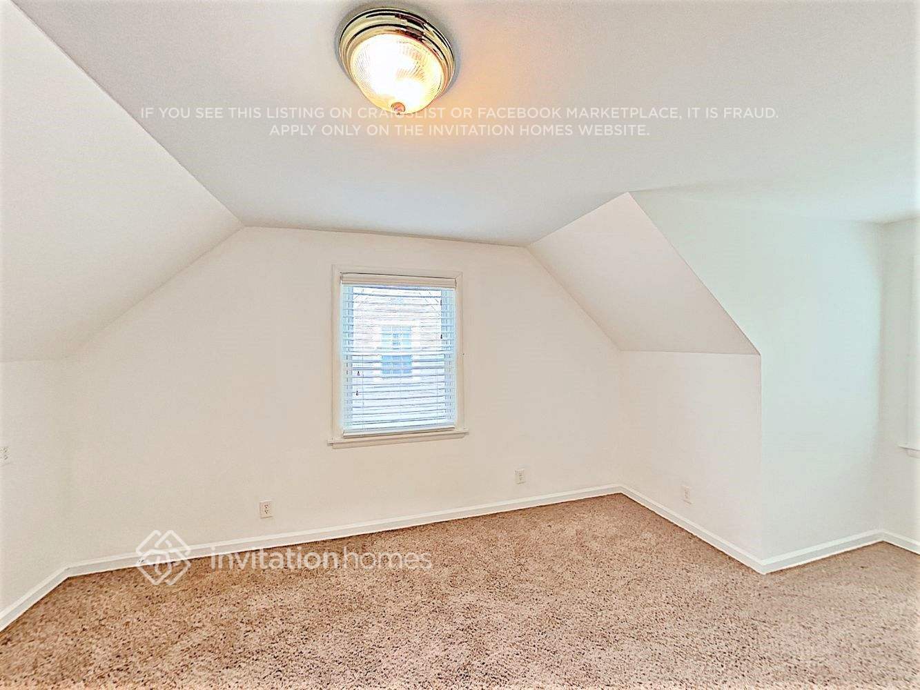 Building Photo - 717 S Highland Ave
