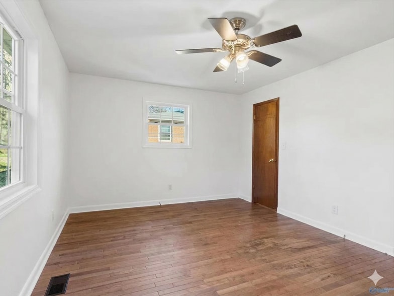 room 2 - 221 Nancy Rd