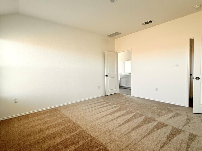 Building Photo - 113 Imola St
