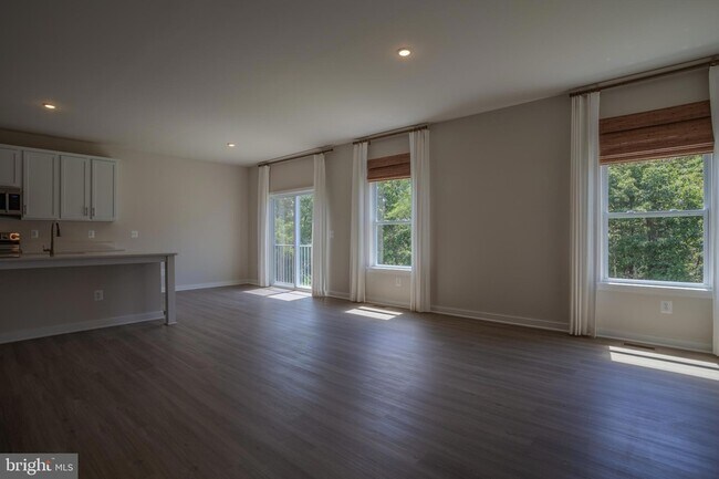 Building Photo - 79 Spatterdock Rd