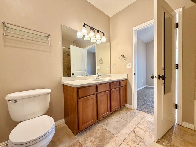 Building Photo - 14791 S Chandlerpoint Way