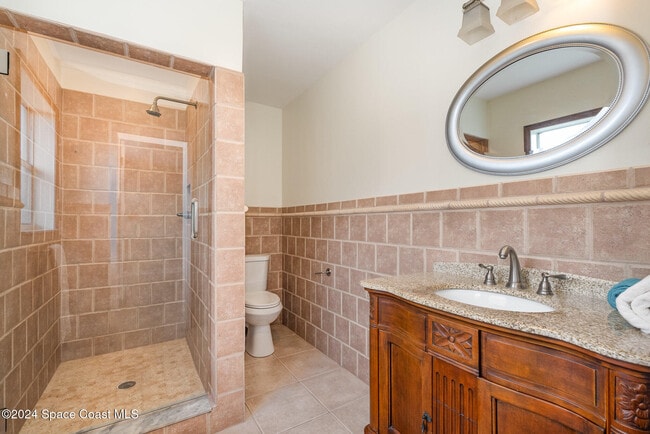 Building Photo - 1655 Wavecrest St