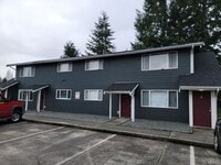 Building Photo - 313 W Woodworth St