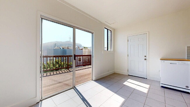 Building Photo - Charming Inner Sunset Single Family Home w...