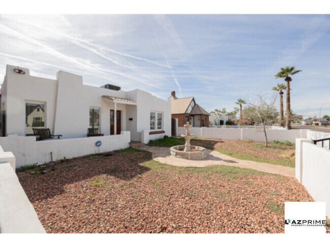 Building Photo - Charming 2/1 Phoenix Home in Brentwood Historic District!