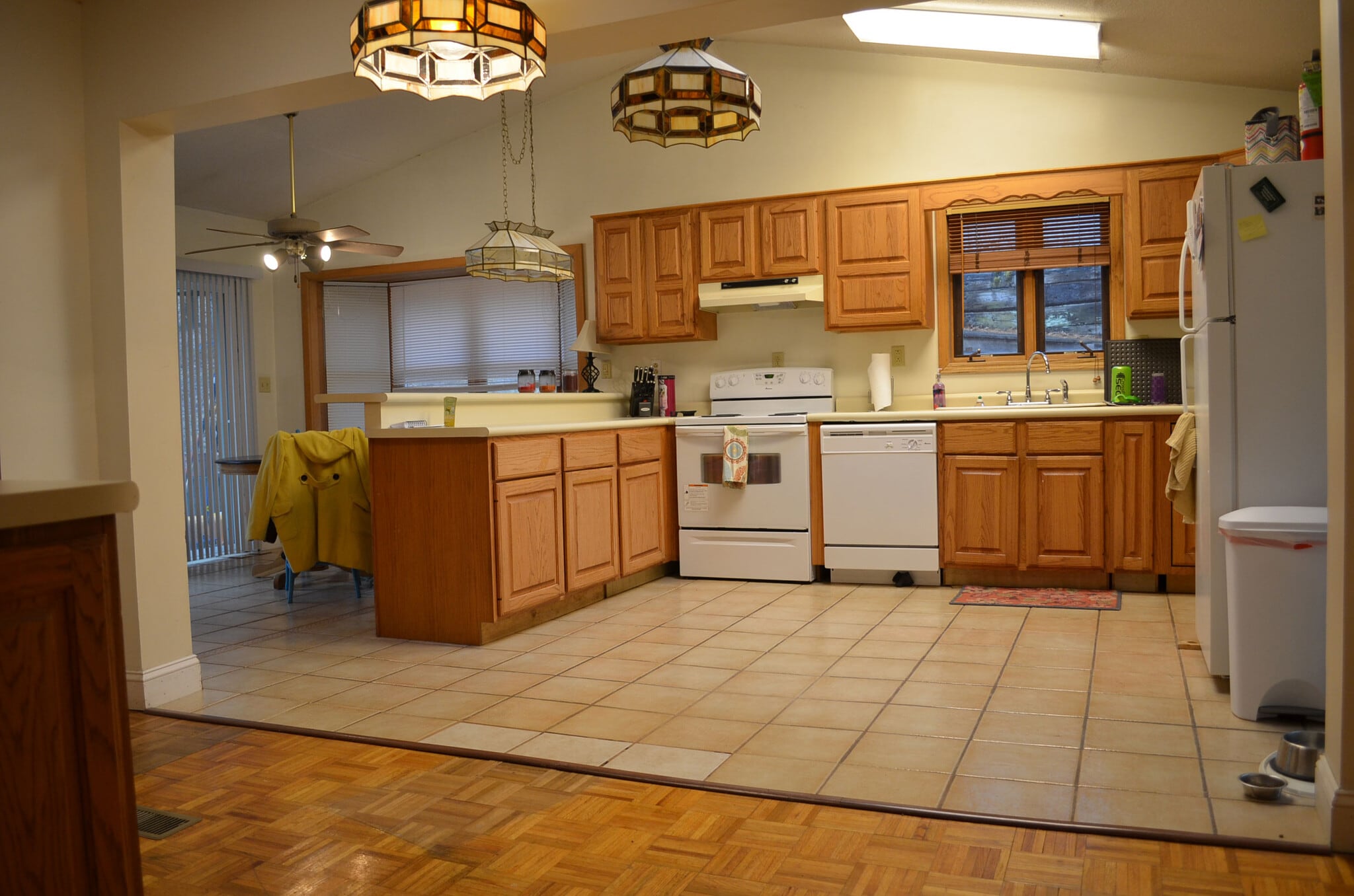 Building Photo - 5681 Fullview Heights Dr