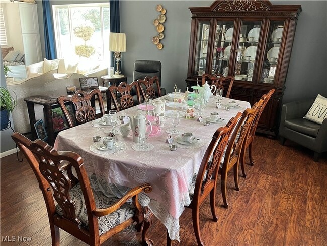 Building Photo - 4171 Linden Cir