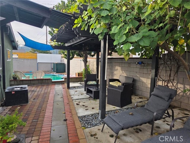 Building Photo - 917 Helmsdale Ave