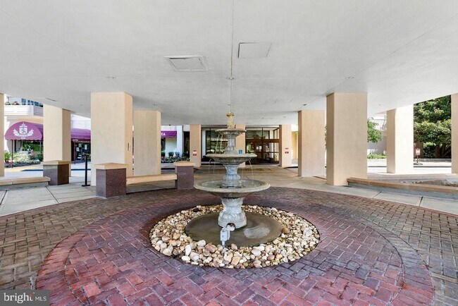 Building Photo - 4515 Willard Ave