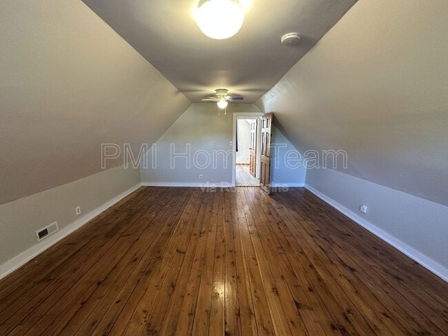 Building Photo - 211 S 100 E