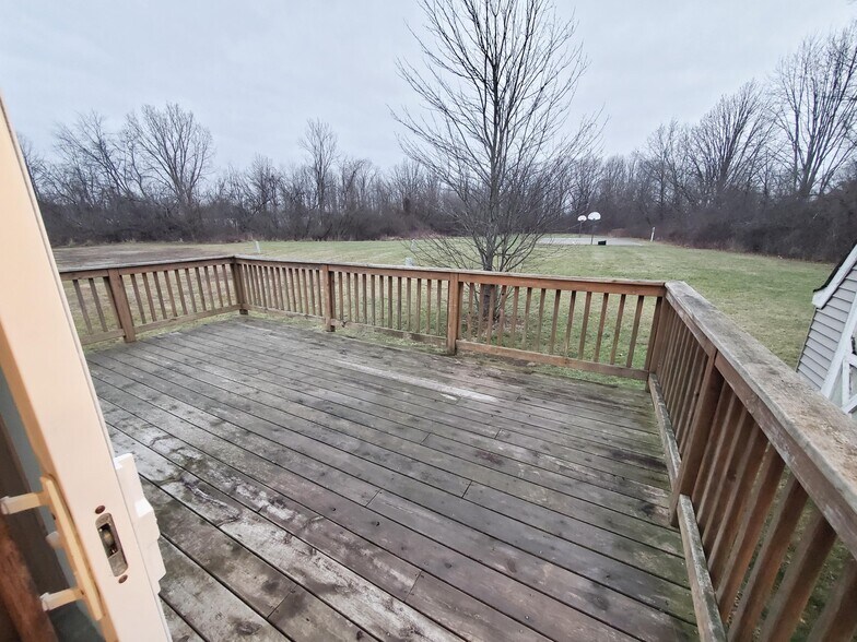 Building Photo - 89 Quail Ct