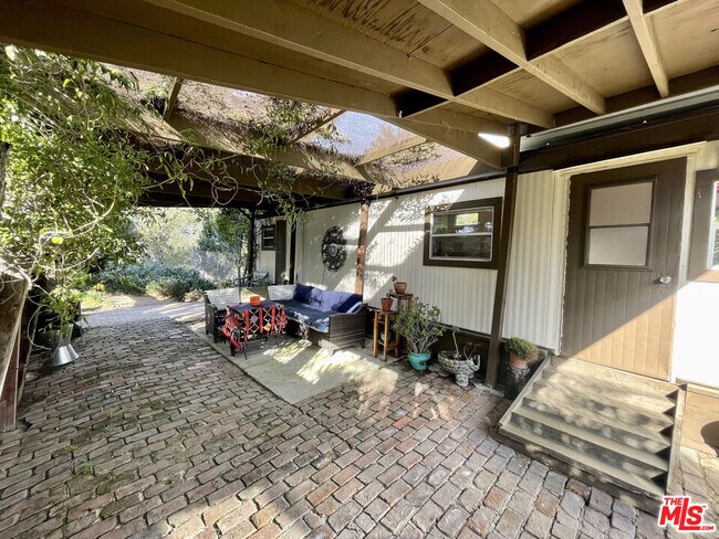 Building Photo - 22500 Monte Vista Dr