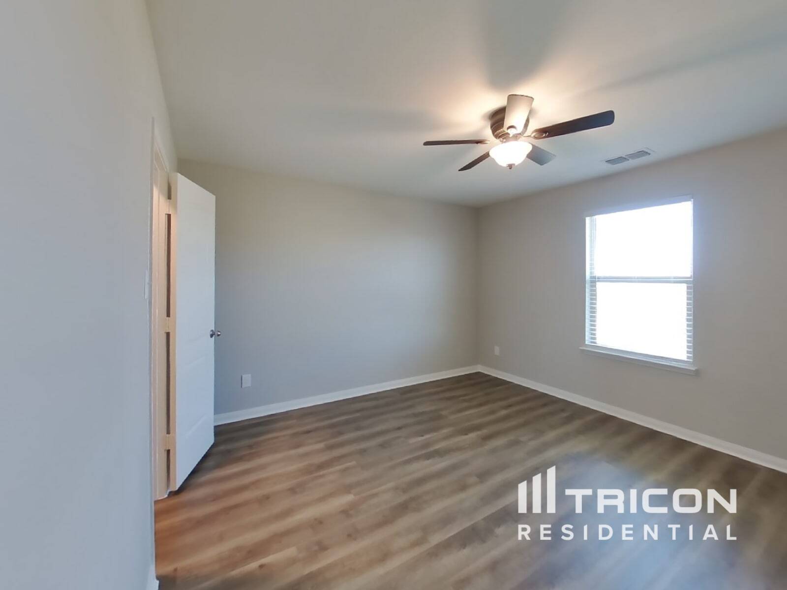Building Photo - 3109 Chillingham Dr