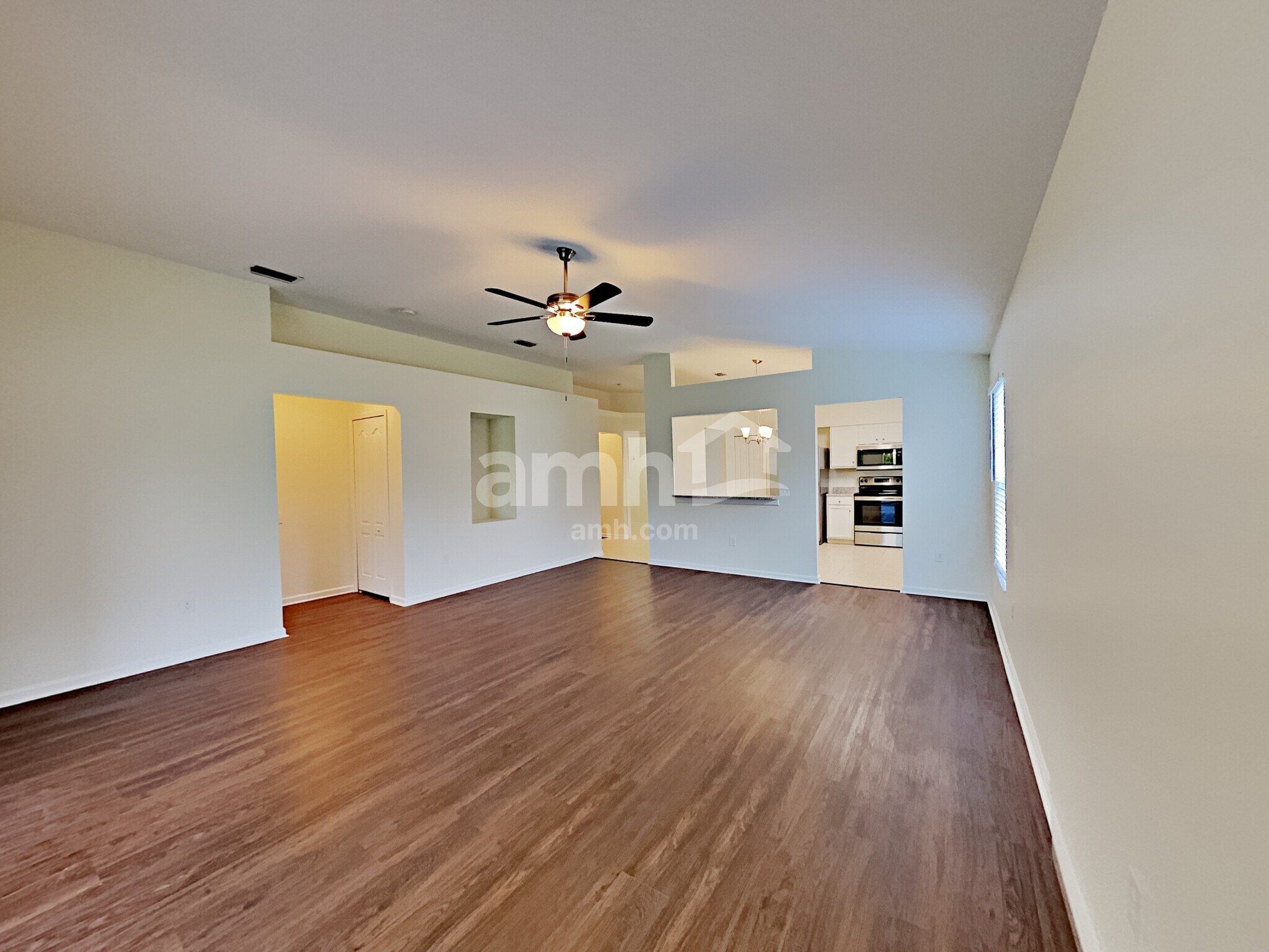 Building Photo - 1044 Summer Breeze Dr