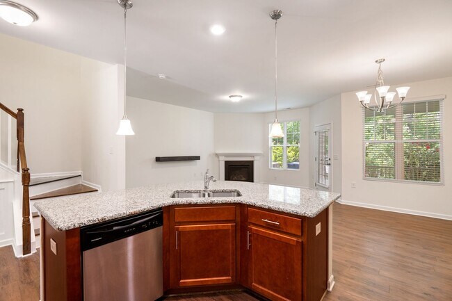 Building Photo - 4351 Flintlock Ln