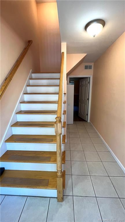 Building Photo - 3 Songbird Ln