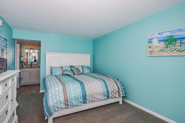 Building Photo - 5505 Del Sol Blvd