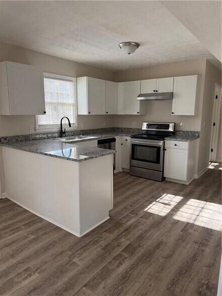 Building Photo - 5341 Ridgemere Ct