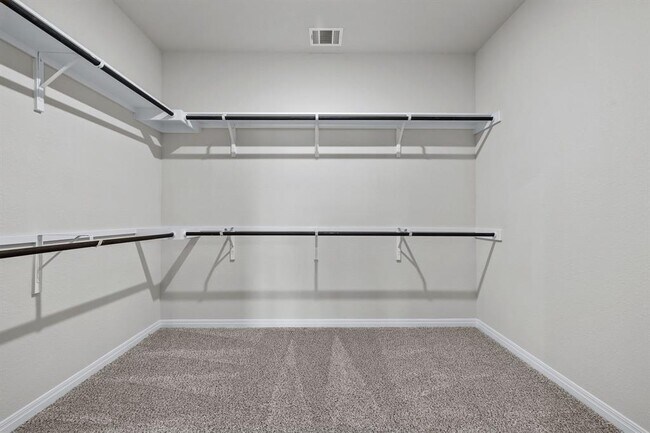 Building Photo - 631 Wild Spur Ln