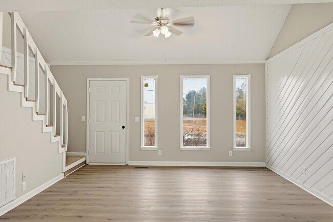 Building Photo - 90 Park St