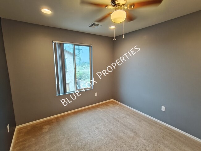 Building Photo - 10947 E Passion Flower Ln