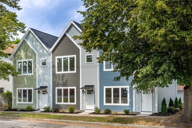 Building Photo - 169 S Union St