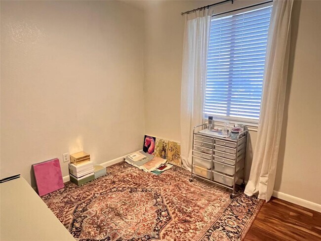 Building Photo - 2600 Mallard Green Cove