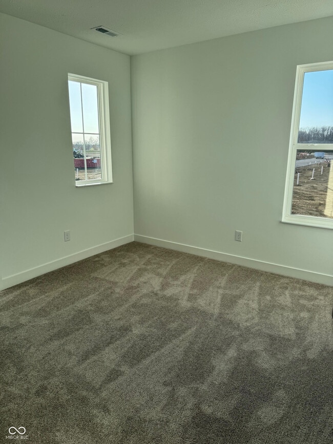 Building Photo - 15122 Farrington Rd