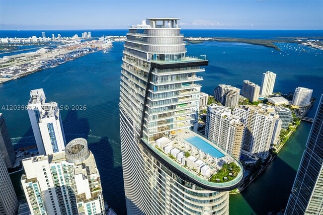 Building Photo - 300 Biscayne Blvd