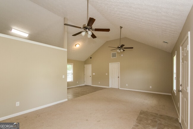 Building Photo - 120 Whitehead Dr