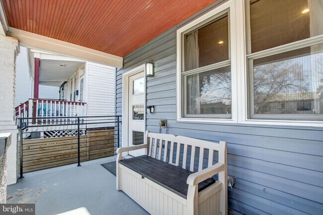 Building Photo - Renovated 2bed-2bath Near H-Street with Private Deck & EV Parking!
