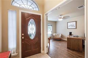 Building Photo - New Wood Floors!