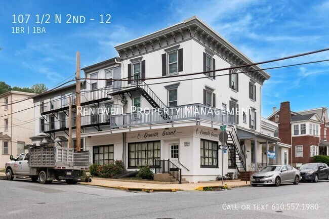 Building Photo - 107 1/2 N 2nd-12